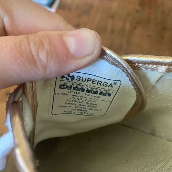 Superga rose gold lace up royalcore Princess Kate style US10 sneakers - Picture 7 of 7